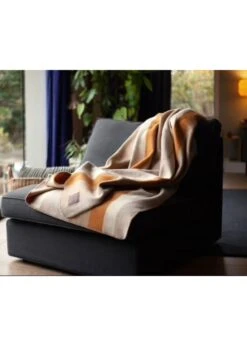 La Méricaine X Butet 50 Pc Limited Edition Wool Blanket -Equestrian Supply Store butet la mericaine x butet 50 pc limited edition w 4